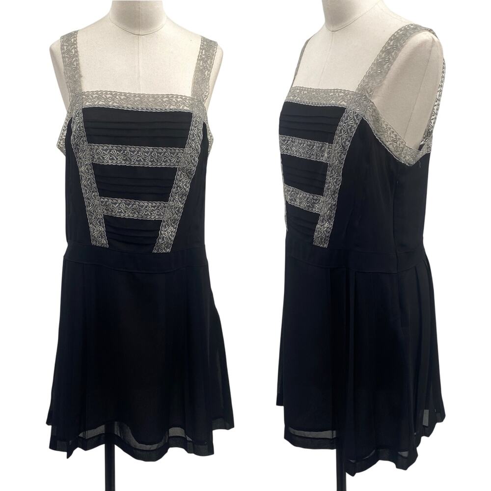 Urban Outfitters Kimchi Blue Mini Dress Lace Trim Bodice Sleeveless Black Gray